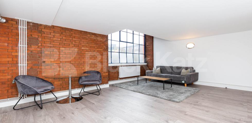 			VIRTUAL TOUR AVAILABLE!, 1 Bedroom, 1 bath, 1 reception Apartment			 Dove Road, CANONBURY-ISLINGTON